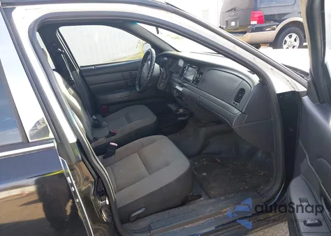 2009 Ford Crown Victoria Police/Police Interceptor из США, поврежденный, VIN 2FAHP71V89X100322